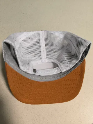 Gorra Hey Dude Naranja y Blanca