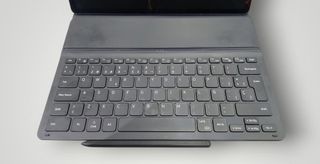 TABLET SAMSUNG S9 256 GB+ TECLADO FUNDA + LAPIZ