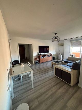 Piso en alquiler en Polígono Cartuja – La Paz en Granada