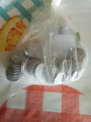 Lote de Billetes y Monedas Antiguas