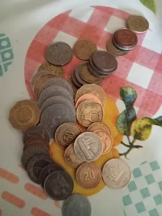 Lote de Billetes y Monedas Antiguas