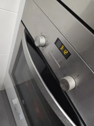 Horno y Microondas Balay