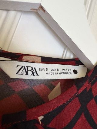 Vestido Zara estampado geométrico