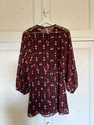 Vestido Zara estampado geométrico