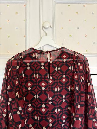 Vestido Zara estampado geométrico