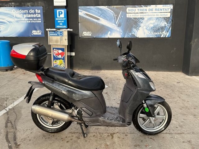 Aprilia Sportcity 200