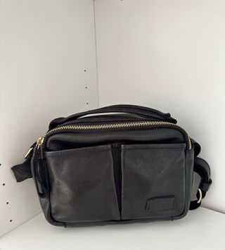 Bolso de cuero Margot marrón tipo bandolera.