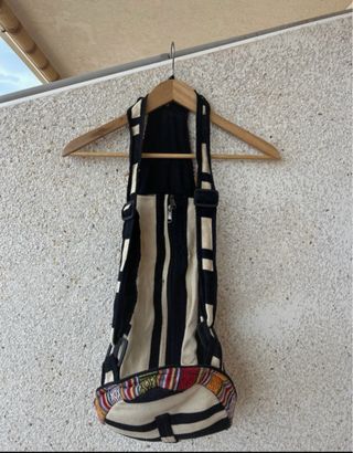 Mochila plegable beige y multicolor