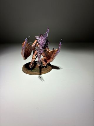 Miniatura Tiránido pintada a mano