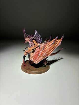 Miniatura Tiránido pintada a mano