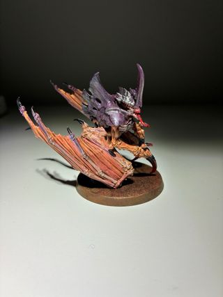 Miniatura Tiránido pintada a mano