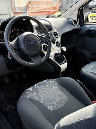 Ford Ka 1.2 cc 70 cv 2013 - ETIQUETA C-RESERVA YA!
