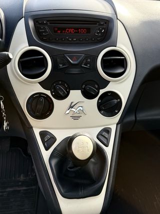 Ford Ka 1.2 cc 70 cv 2013 - ETIQUETA C-RESERVA YA!