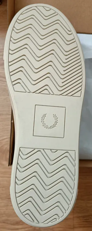 Zapatillas Fred Perry Beige