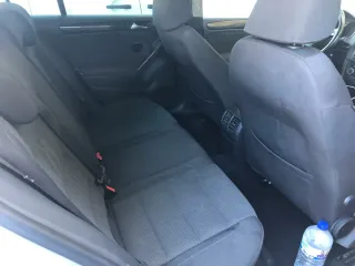 Volkswagen Golf Plata