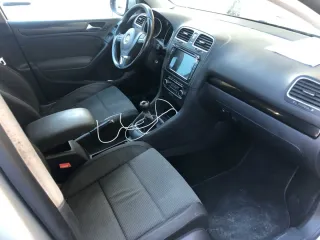 Volkswagen Golf Plata