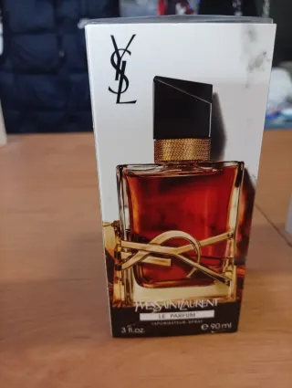 Perfume "libre"Yves Saint laurent