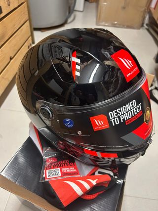 Casco MT Revenge 2 Negro Brillo Talla L