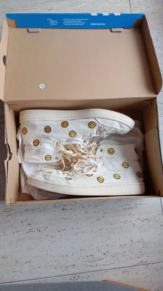 Americana Decon Smiley Blancas