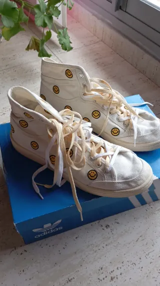 Americana Decon Smiley Blancas