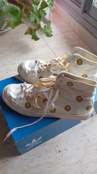 Americana Decon Smiley Blancas