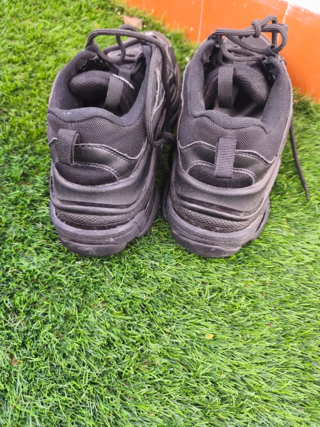 Zapatillas  Negras Unisex