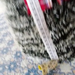 Albero di Natale con fiocco rosso