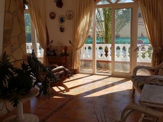 Chalet en venta en Albatera