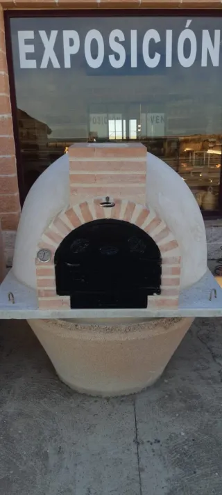 Forno a legna montato