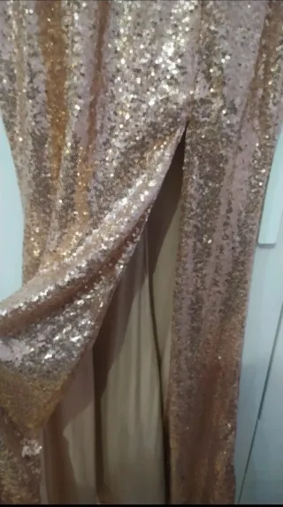 Vestido largo lentejuelas dorado