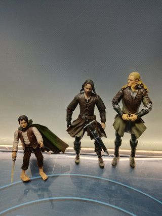 3 FIGURAS ARTICULADAS DE EL SEÑOR DE LOS ANILLOS (LORD OF THE RINGS) - 2003