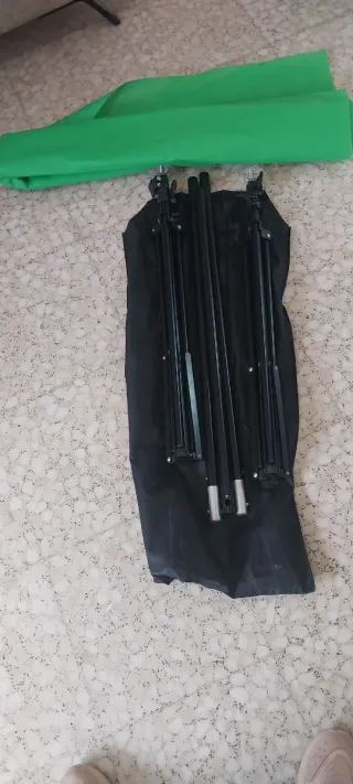 Trípodes con tela de crhoma