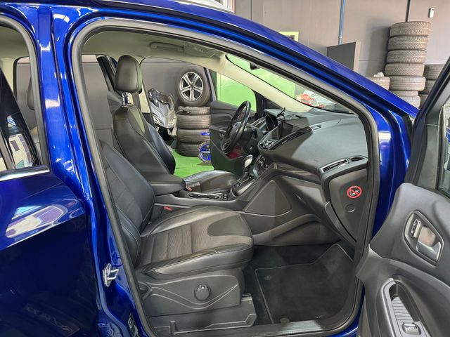 FORD Kuga 2.0 TDCi 180 4x4 ASS Titanium