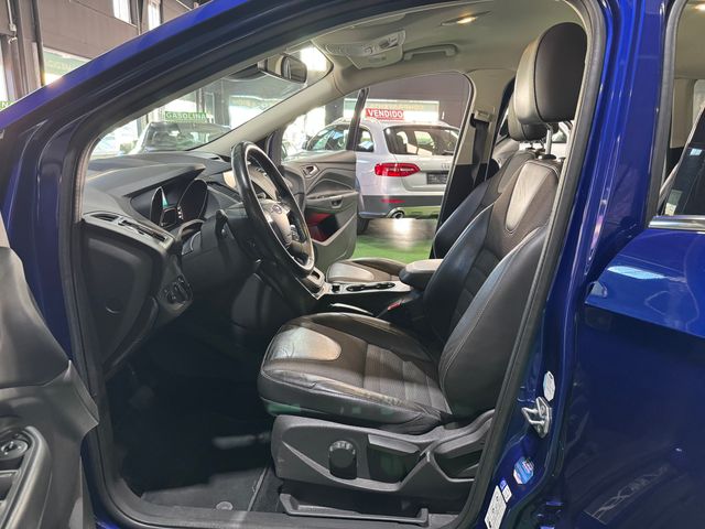 FORD Kuga 2.0 TDCi 180 4x4 ASS Titanium