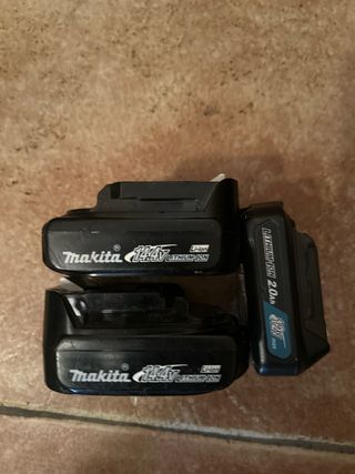 Lotes 2 Baterías Makita 14.4V + 1 Batería 12V