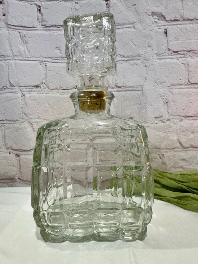 Licorera di vetro con 4 sottobicchieri