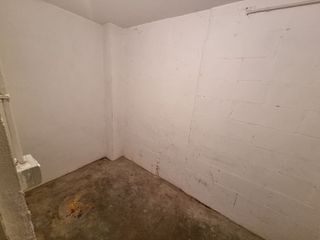 Garaje en venta en Binéfar