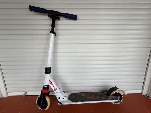 Monopattino Infantile Oxelo Union Jack