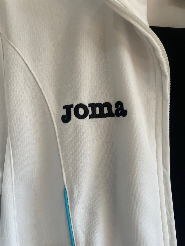 Conjunto deportivo Joma blanco y negro
