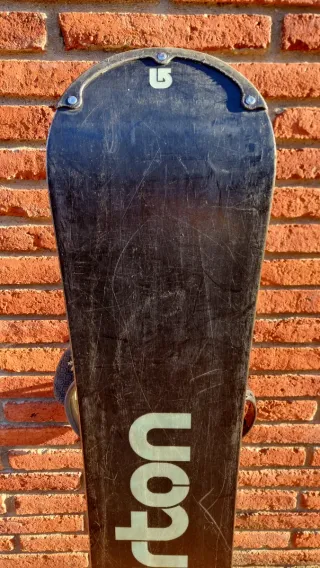 Tabla Snowboard Burton + Fijaciones Burton Freesty