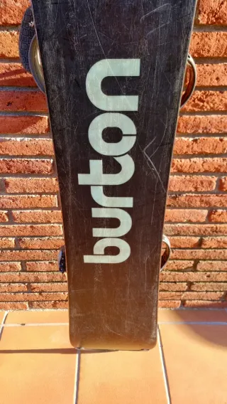 Tabla Snowboard Burton + Fijaciones Burton Freesty