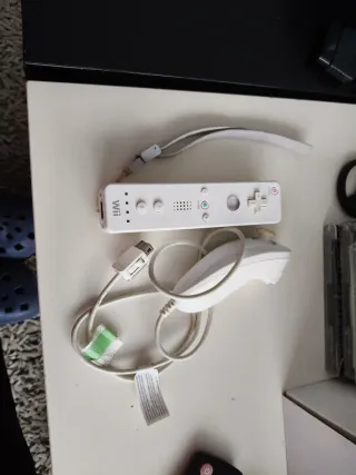 Mando Nintendo Wii + Nunchuk