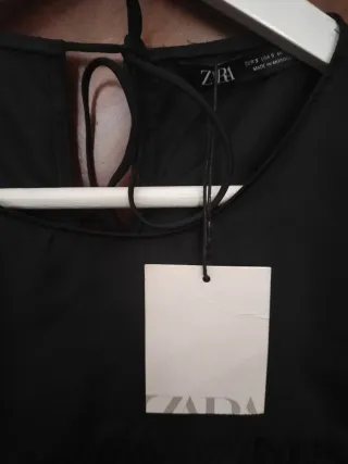 Camisa de fiesta negra brillante Zara