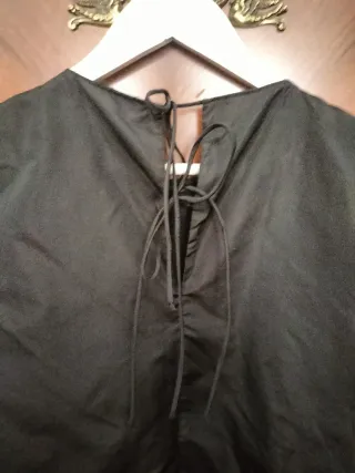 Camisa de fiesta negra brillante Zara