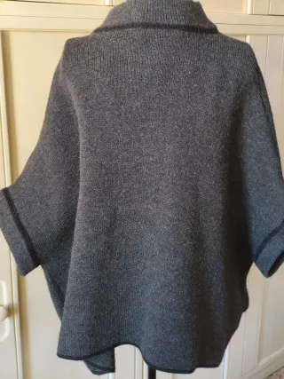 Mantella 90% Viscosa - Come nuova