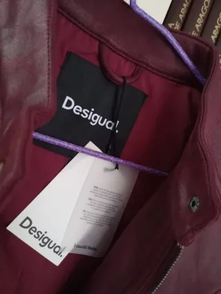 Cazadora efecto piel Desigual