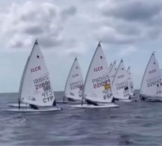 Barco ILCA 6 ELEMENT 6 versión Carbono