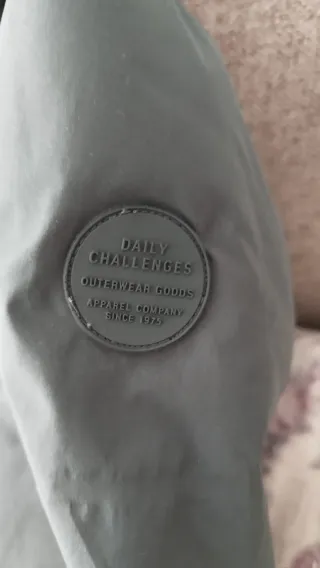 Abrigo Zara niño 13-14 años verde