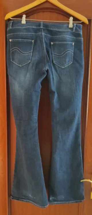 Vaqueros mujer acampanado