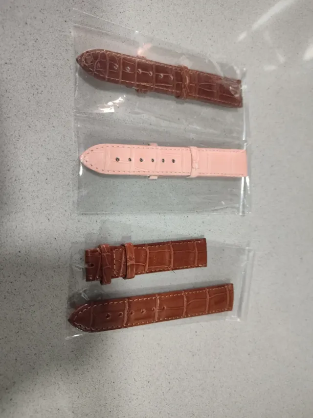 Correas de piel de cocodrilo Escucho ofertas